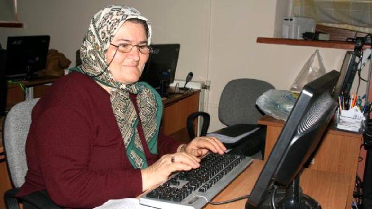 Evlat Özlemi Yüzünden Öğrenci Oldu