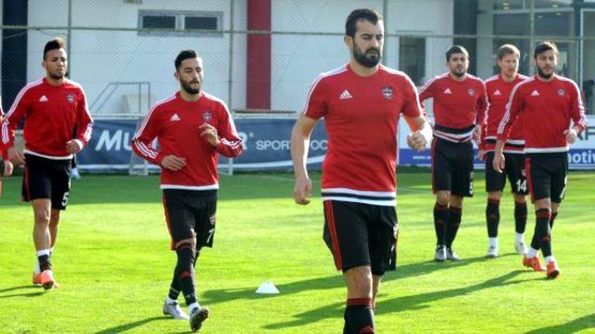 Gaziantepspor\'da Galatasaray Maçı Hazırlıkları Sürüyor