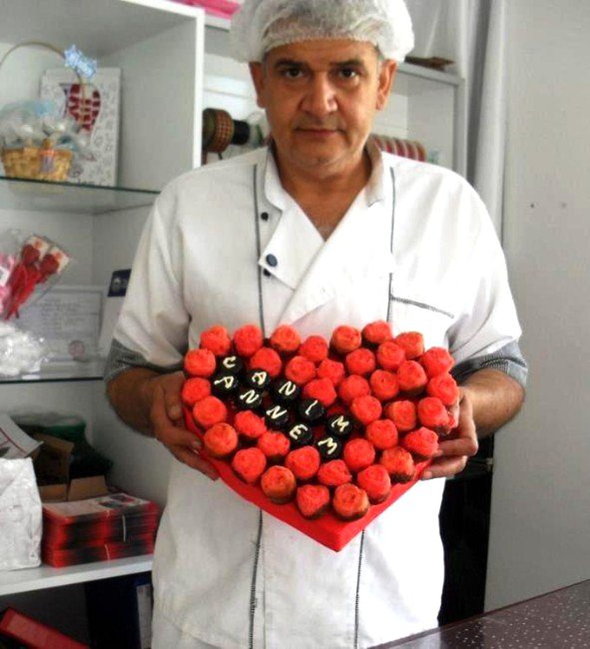 Mandalina Çikolatasını Tanıttı, Bir Gün Sonra Kalp Krizinden Öldü