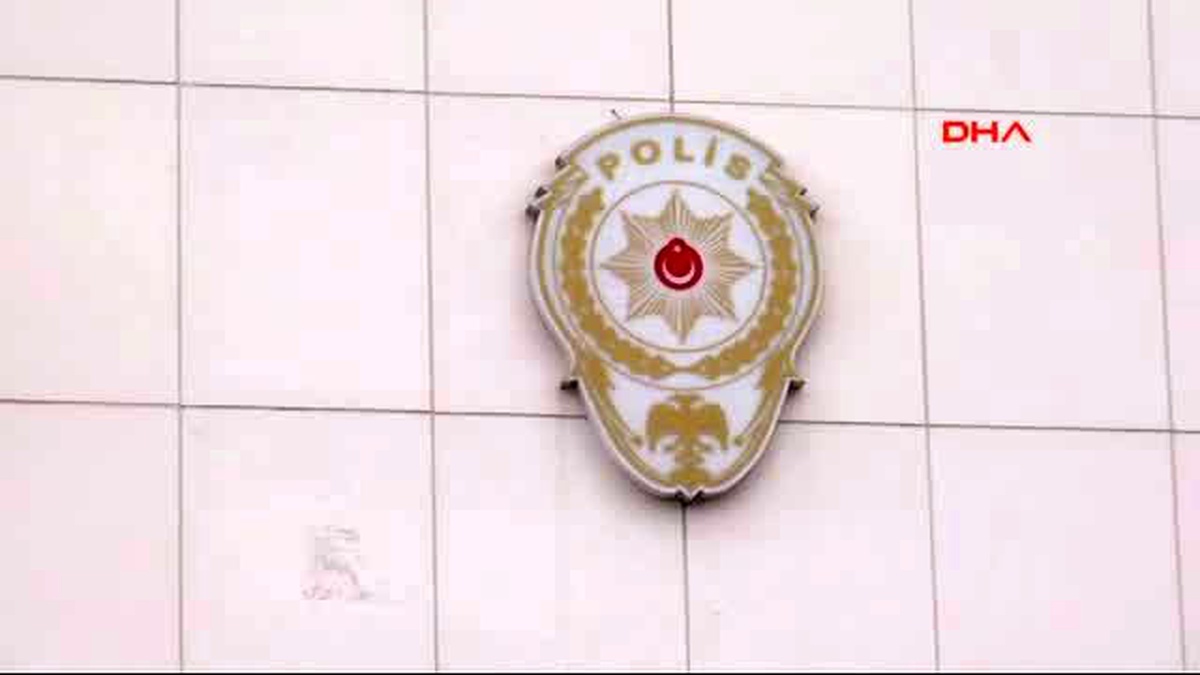 Kocaeli Yaşlı Erkekleri Taciz Edip Cüzdanlarını Çaldılar