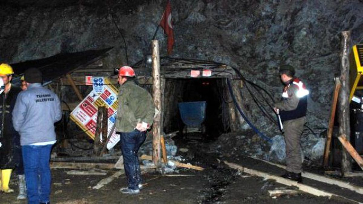 Krom Madeninde Gaz Zehirlenmesi: 2 Ölü
