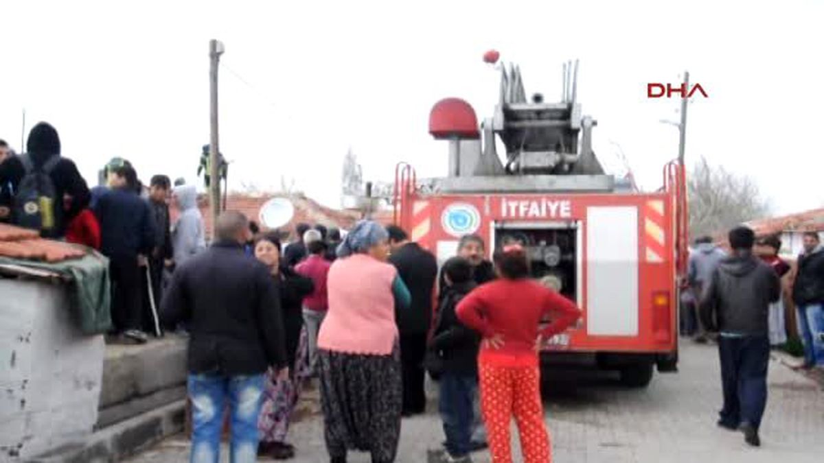 Malkara?da Yangında 2 Ev Kullanılmaz Hale Geldi