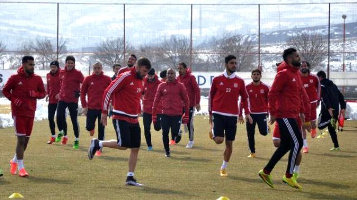 Medicana Sivasspor\'da Antalyaspor Hazırlıkları Sürüyor