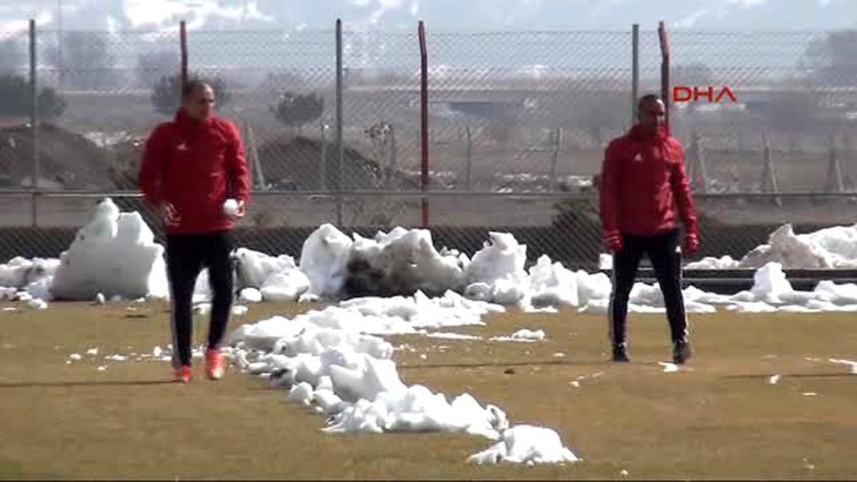 Medicana Sivasspor\'da Antalyaspor Hazırlıkları Sürüyor