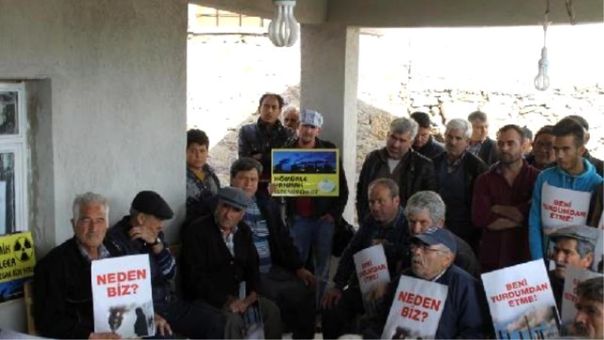 Mersin\'de Çevrecilerden Çimento Fabrikası Protestosu