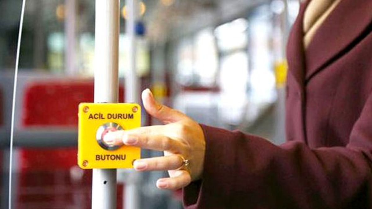 'Panik Butonlu' Metrobüsler Yollara Çıktı
