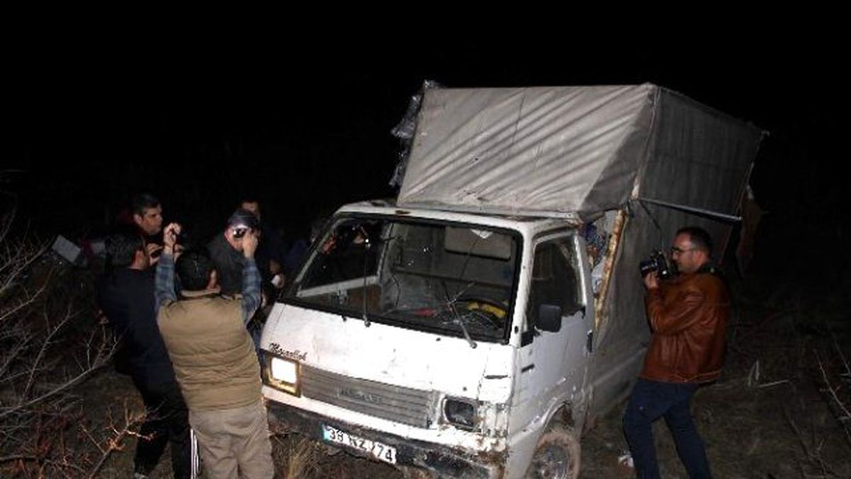Polis Kaçan İki Üniversiteliyi Arıyor