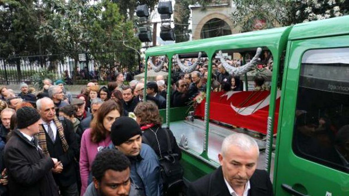 Sabancı Üniversitesi Kurucu Rektörü Terzioğlu Son Yolculuğuna Uğurlandı (1)