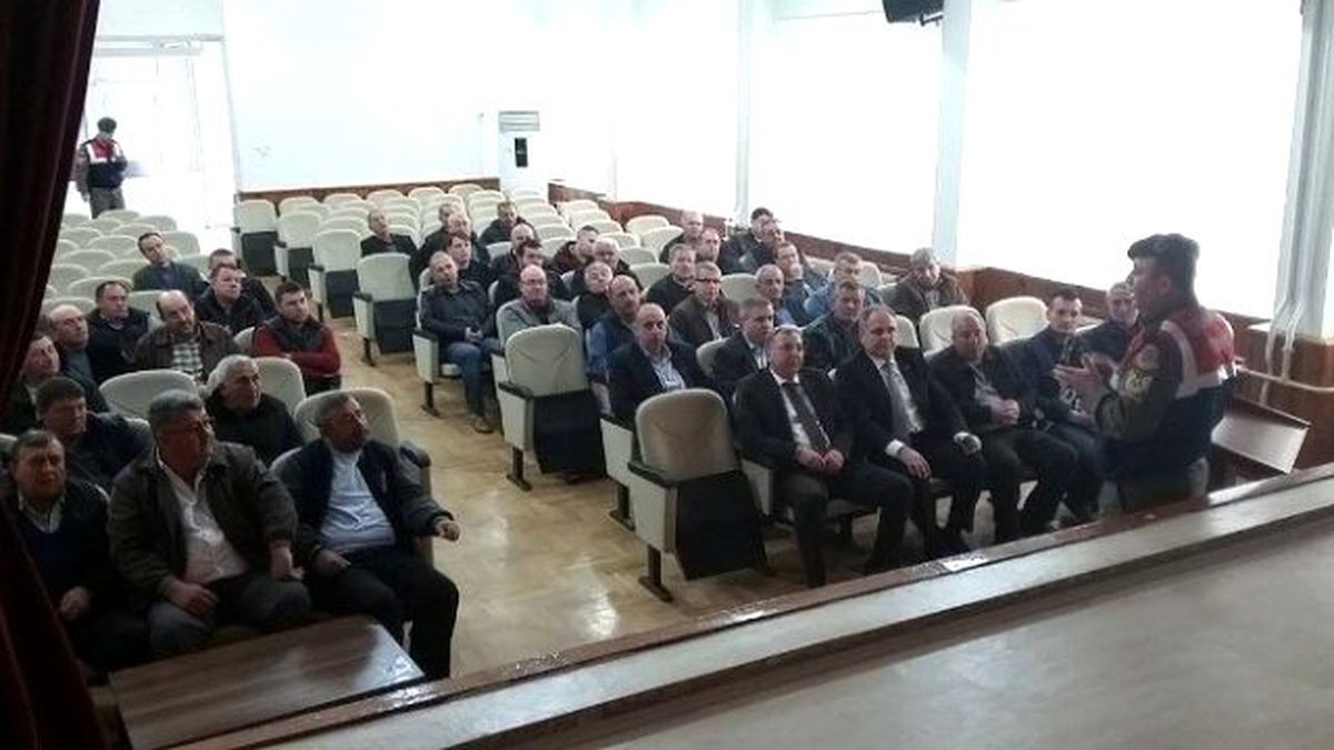 Servis Taşımacılığı Yapan Şoförlere Seminer Verildi