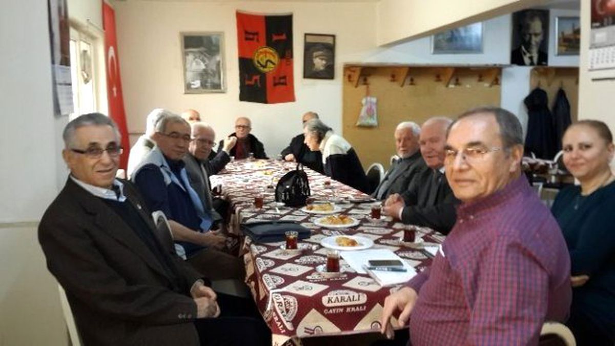 Yeni Kuşak Köy Enstitüleri Derneği\'nden Değerlendirme Toplantısı
