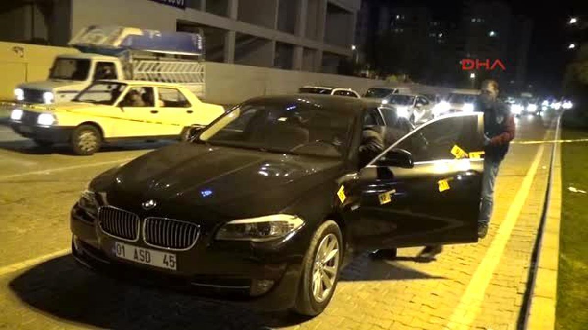 Adana Müteahhide Kırmızı Işıkta Silahlı Saldırı