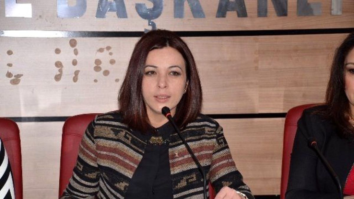 AK Parti\'li Kadınlar Hocalı Katliamını Andı
