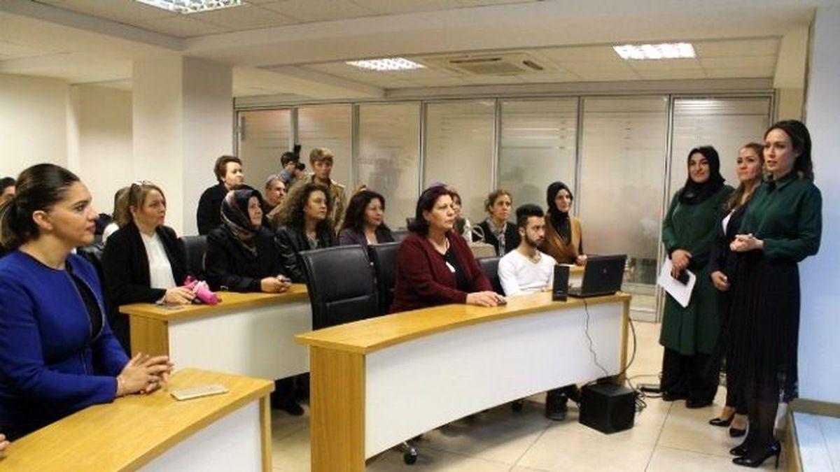 Ak Partili Kadınlar Hocalı Katliamını Kınadı