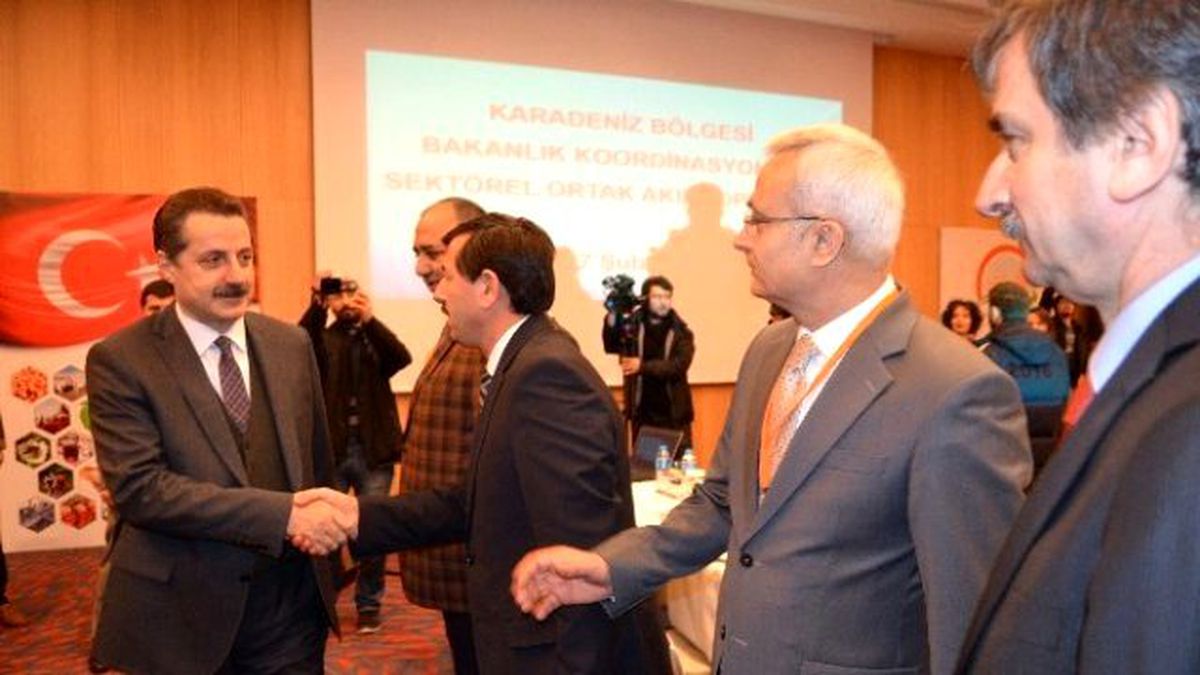 Bakan Faruk Çelik Trabzon\'da