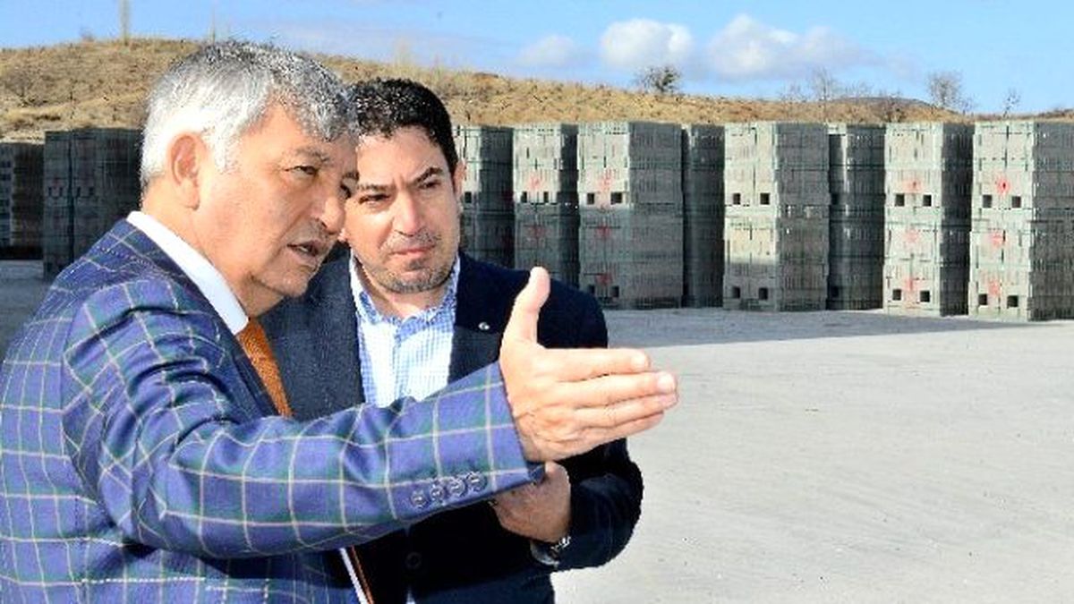 Başkan Günaydın, Belmaş Bimsblok Fabrikası İnceledi