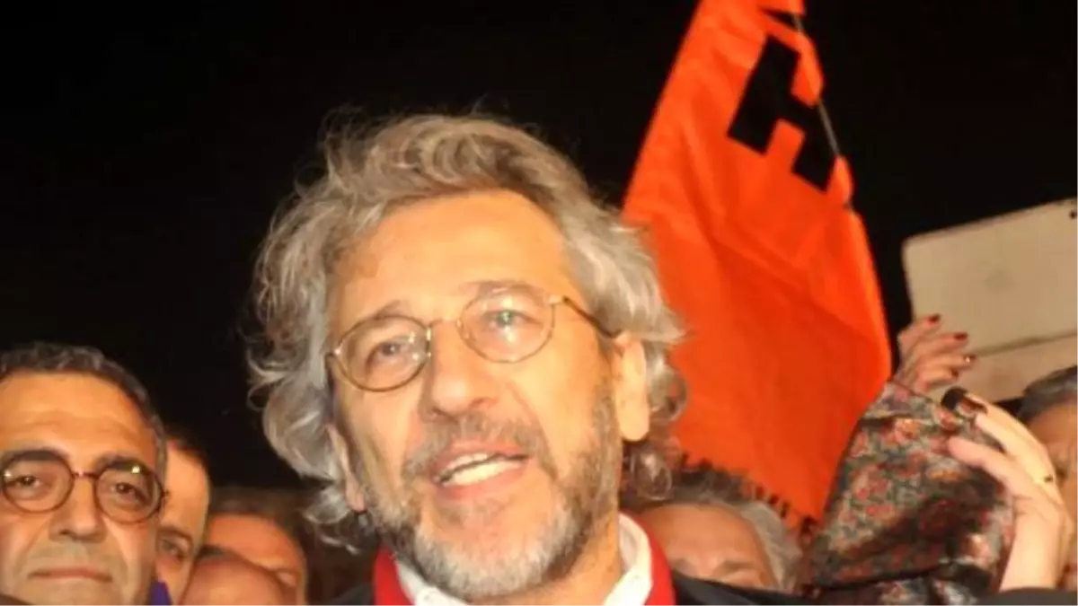 Can Dündar ve Erdem Gül 92 Gün Sonra Özgür! İlk Mesaj Erdoğan\'a