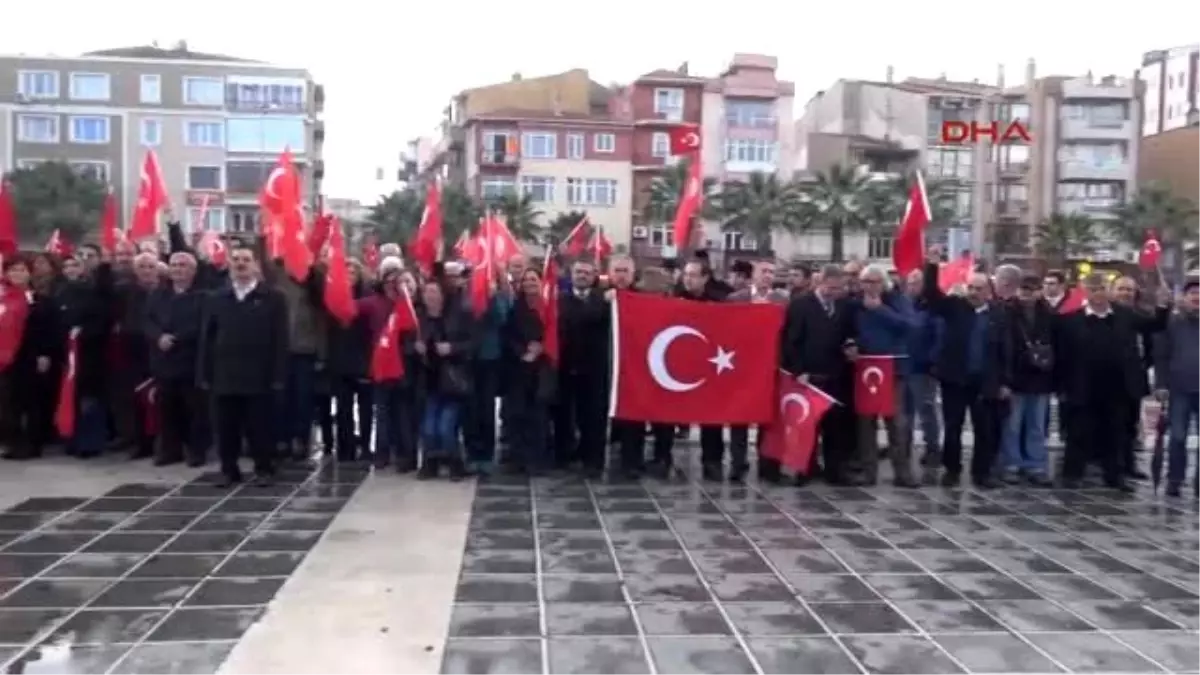 Çanakkale\'de Alan Kılavuzlarından Türk Bayraklı Terör Tepkisi