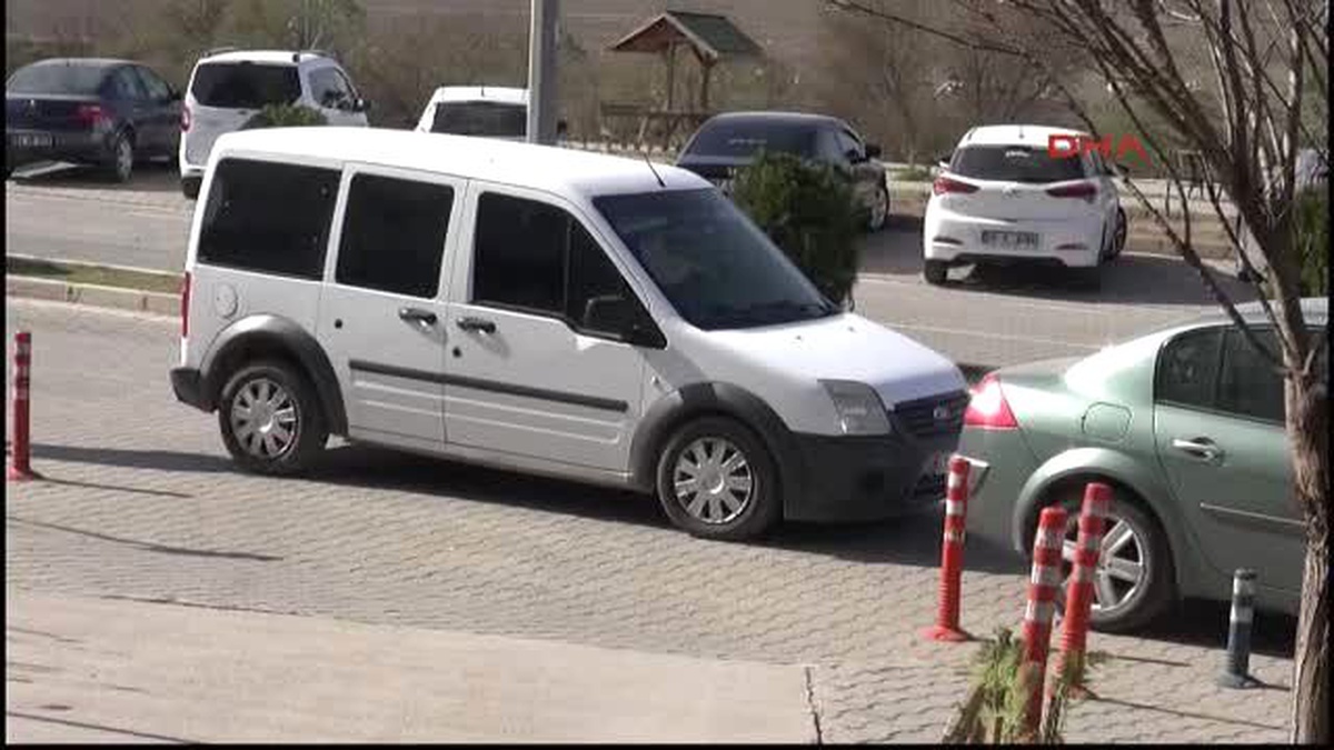 Ceyhan - Polise El Yapımı Patlayıcı Atan PKK Yandaşı Kadın Tutuklandı