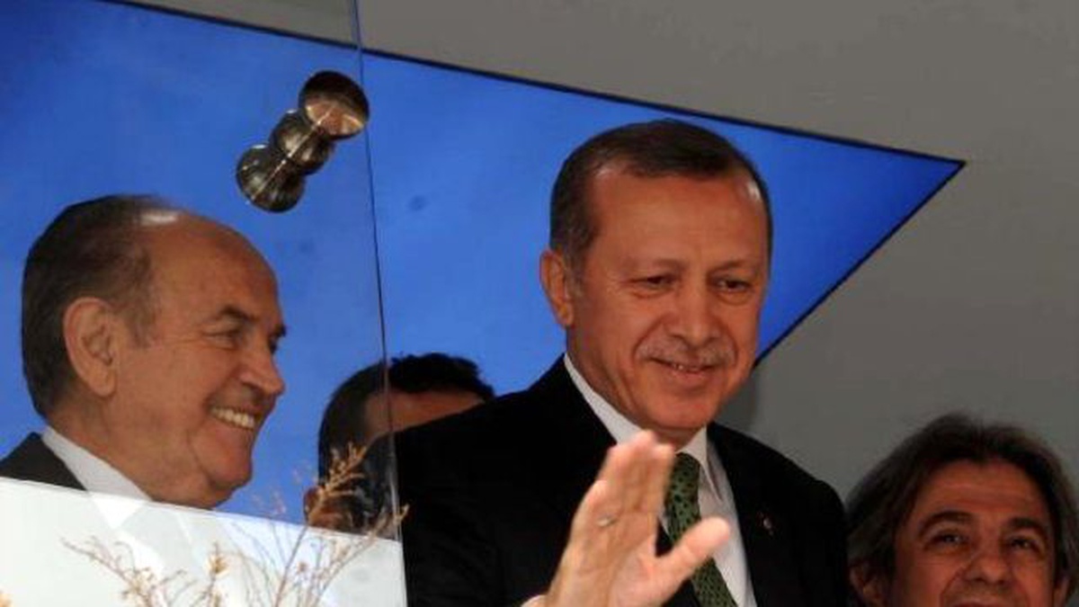 Cumhurbaşkanı Erdoğan Doğum Gününde Kasımpaşa\'da (2)