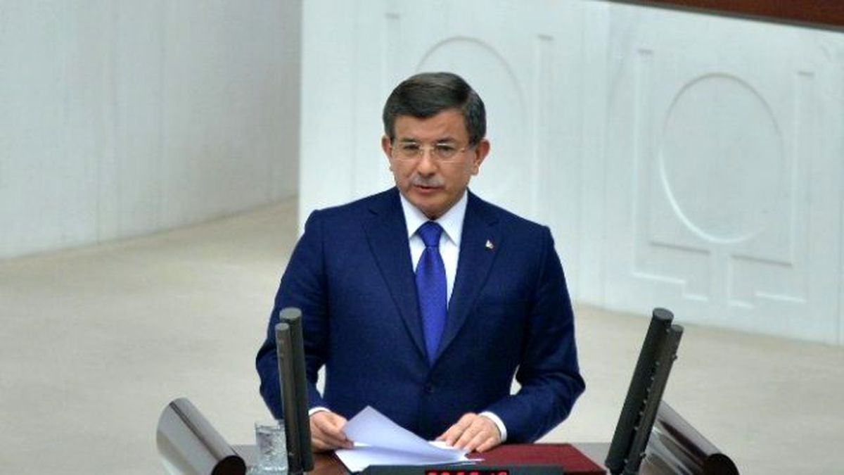 Davutoğlu, CHP'nin İki Başlılık Eleştirilerine Yanıt Verdi