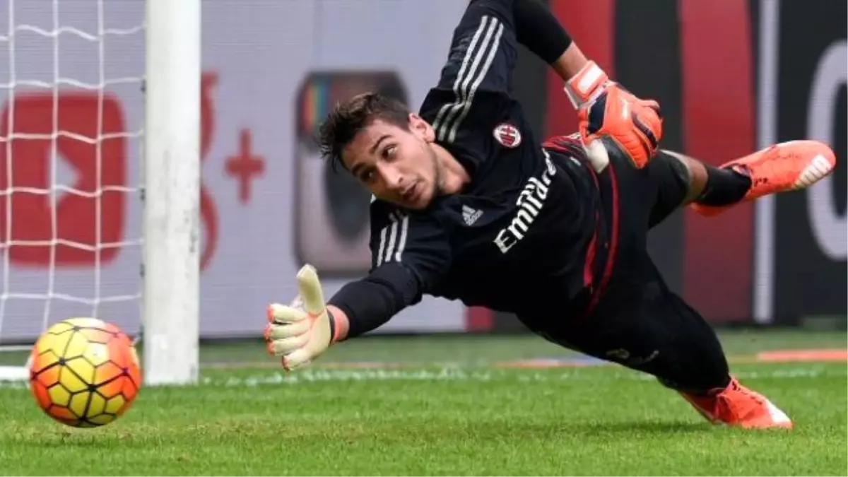 Donnarumma\'ya Hediye Var