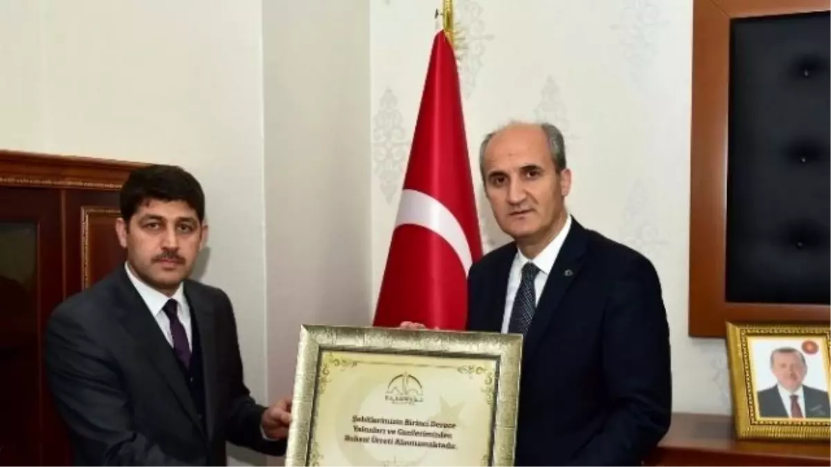 Dulkadiroğlu Belediyesi Şehitlerin Emanetine Sahip Çıkıyor