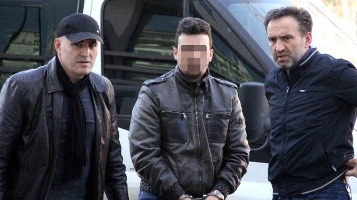 Eşini Balkondan Attığı İddia Edilen Koca Gözaltına Alındı