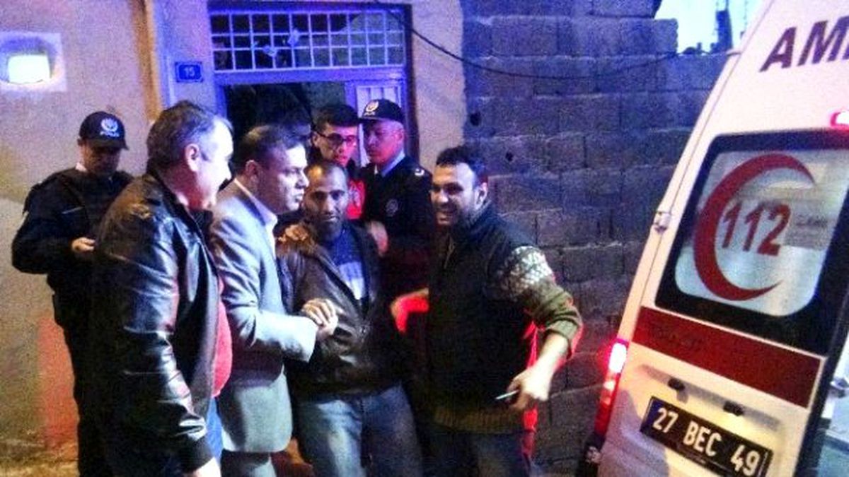 Gaziantep\'te Bıçaklı Rehine Krizi