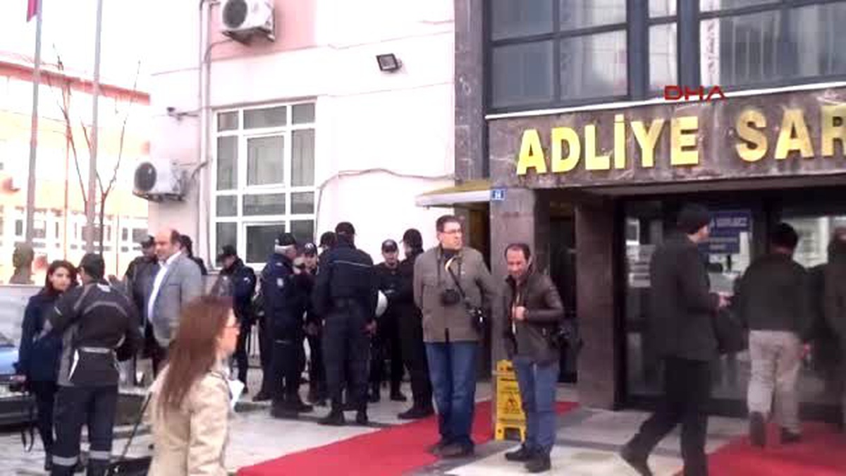 Gebze PKK Operasyonunda Gözaltına Alınan 22 Kişi Adliyeye Sevk Edildi