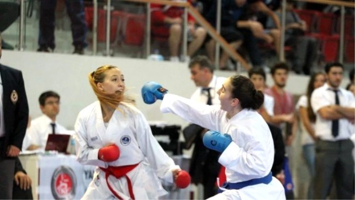 Kocaelili Karateciler Balkan Şampiyonasında