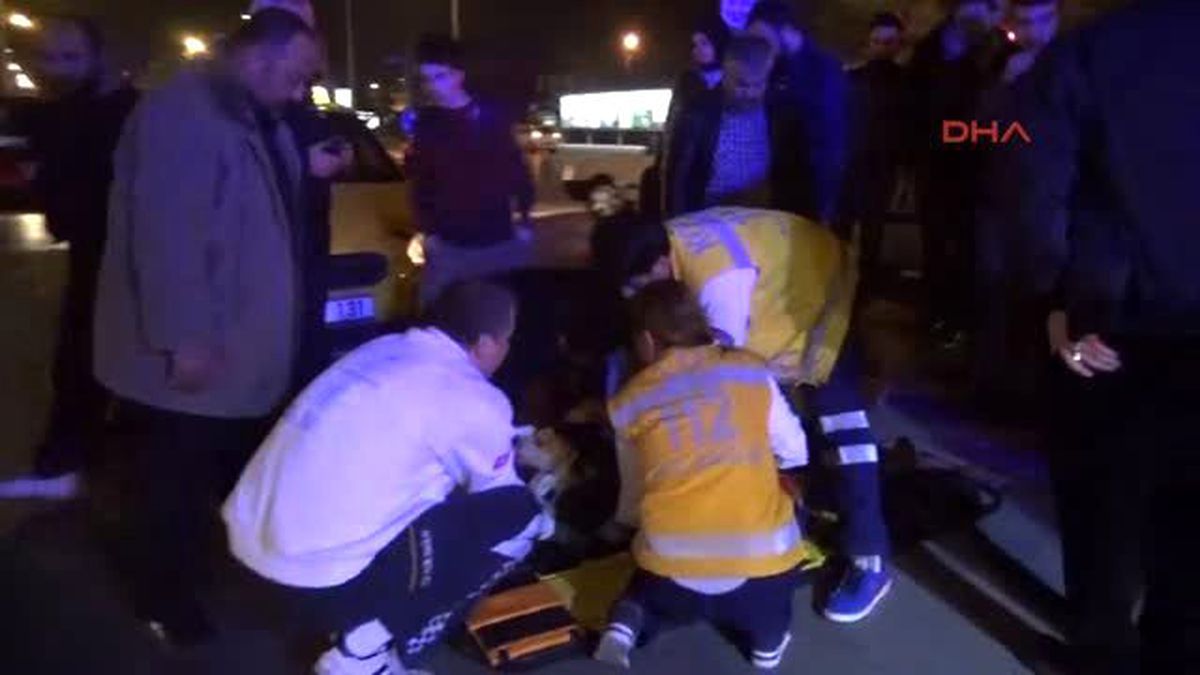 Konya-Kırmızı Işıkta Geçen Engelliye Taksi Çarptı