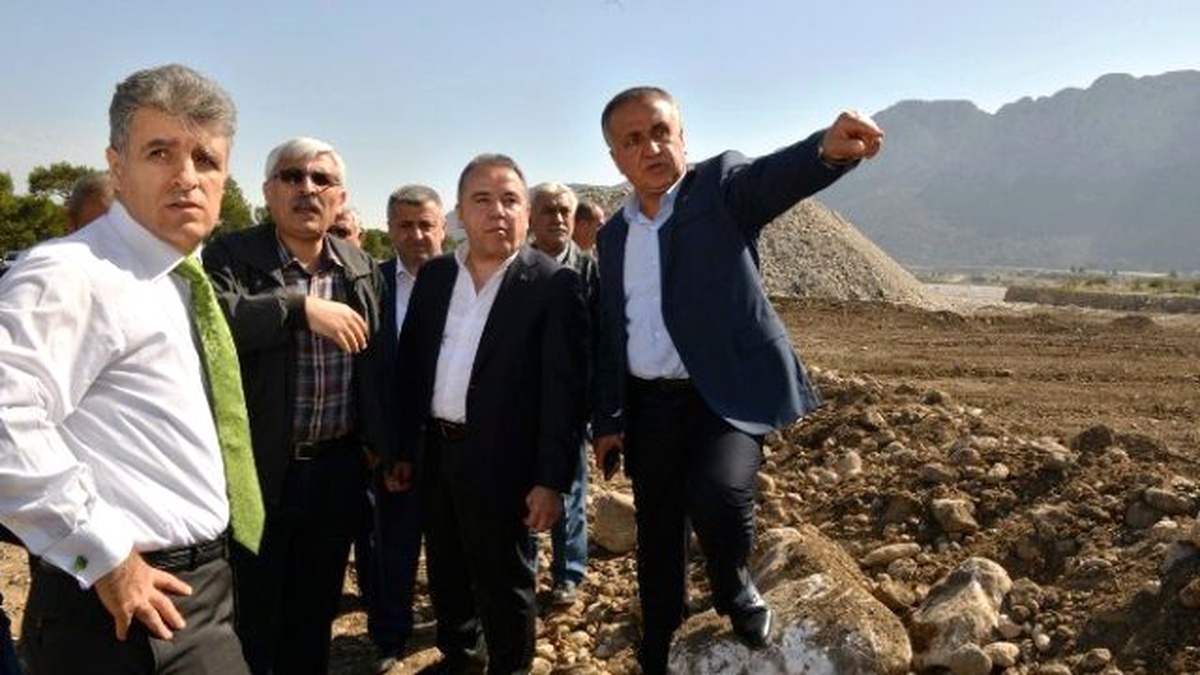 Konyaaltı Sosyete Pazarı\'na Alternatif Yol