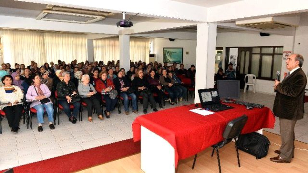 Muratpaşa Kursiyerlerine Akhav\'dan Eğitim