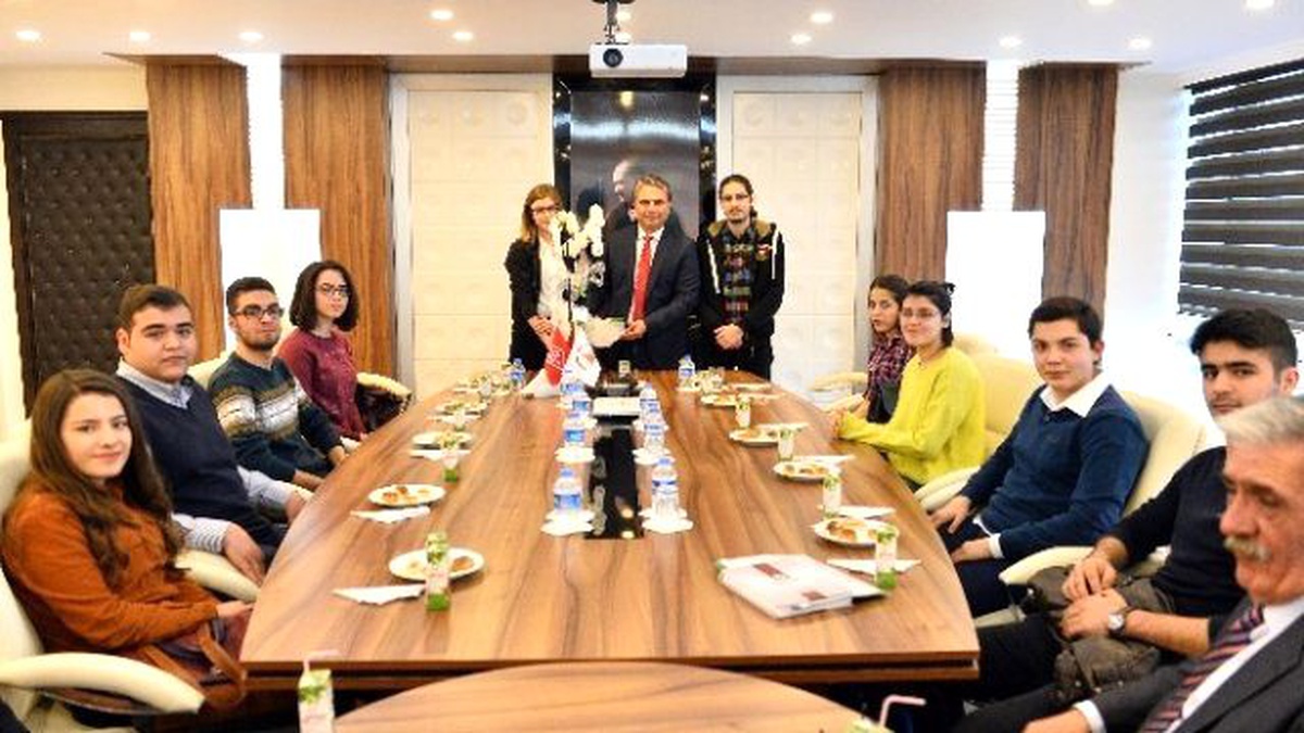 Murgem\'li Gençler, Başkan Uysal\'ın Konuğu
