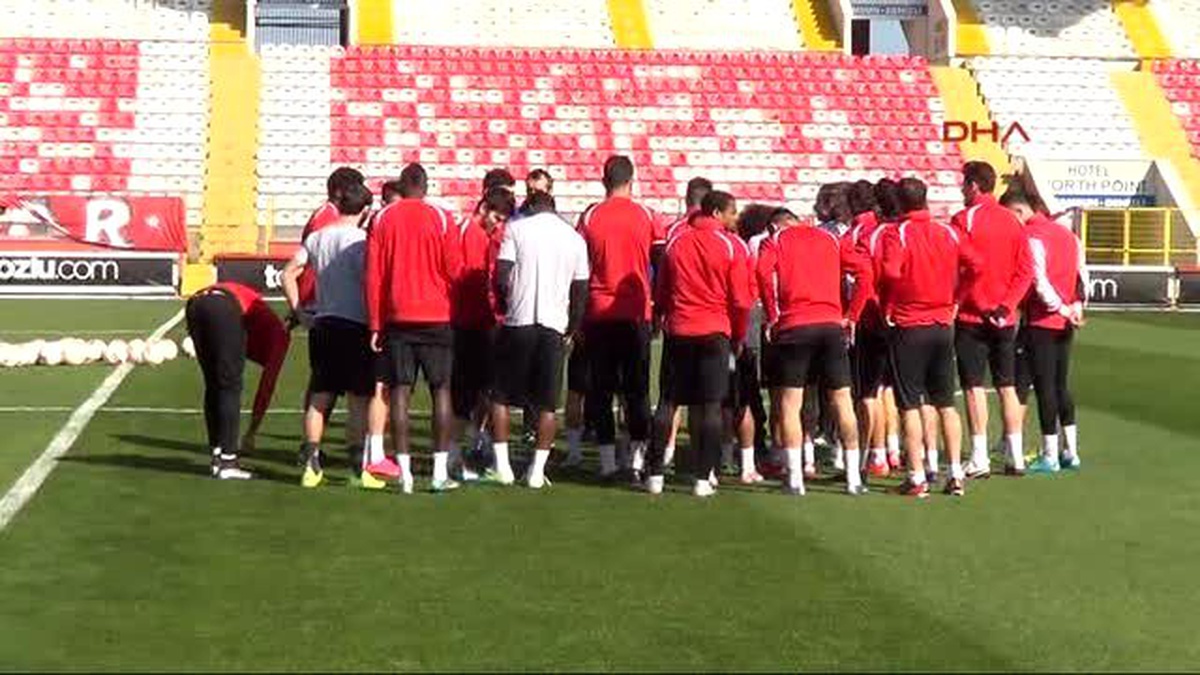 Samsunspor Sportif Direktörü Zeren 1461 Trabzon Maçını Alacağız