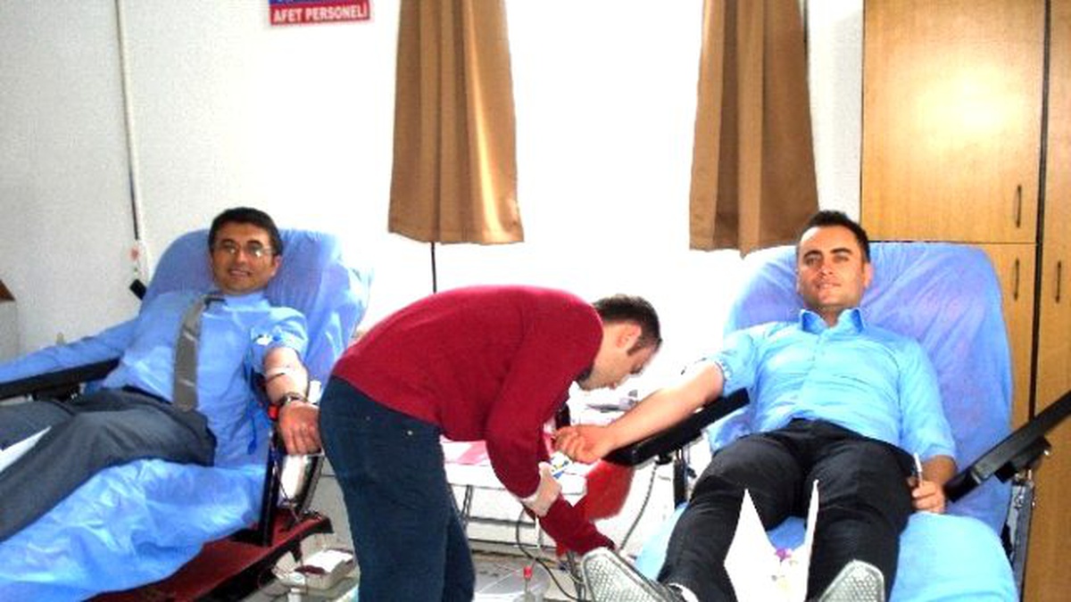 Sarıgöl\'de Kan Bağışı Kampanyasına Büyük İlgi