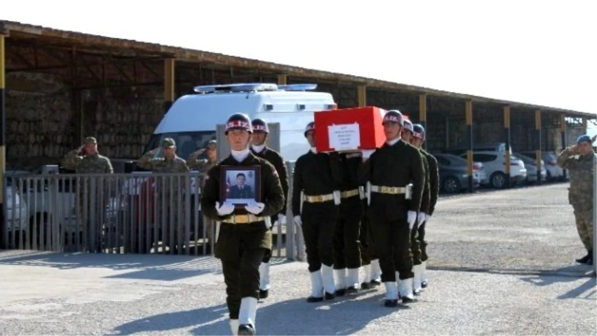 Şırnak\'ta Şehit Asker İçin Tören Düzenlendi