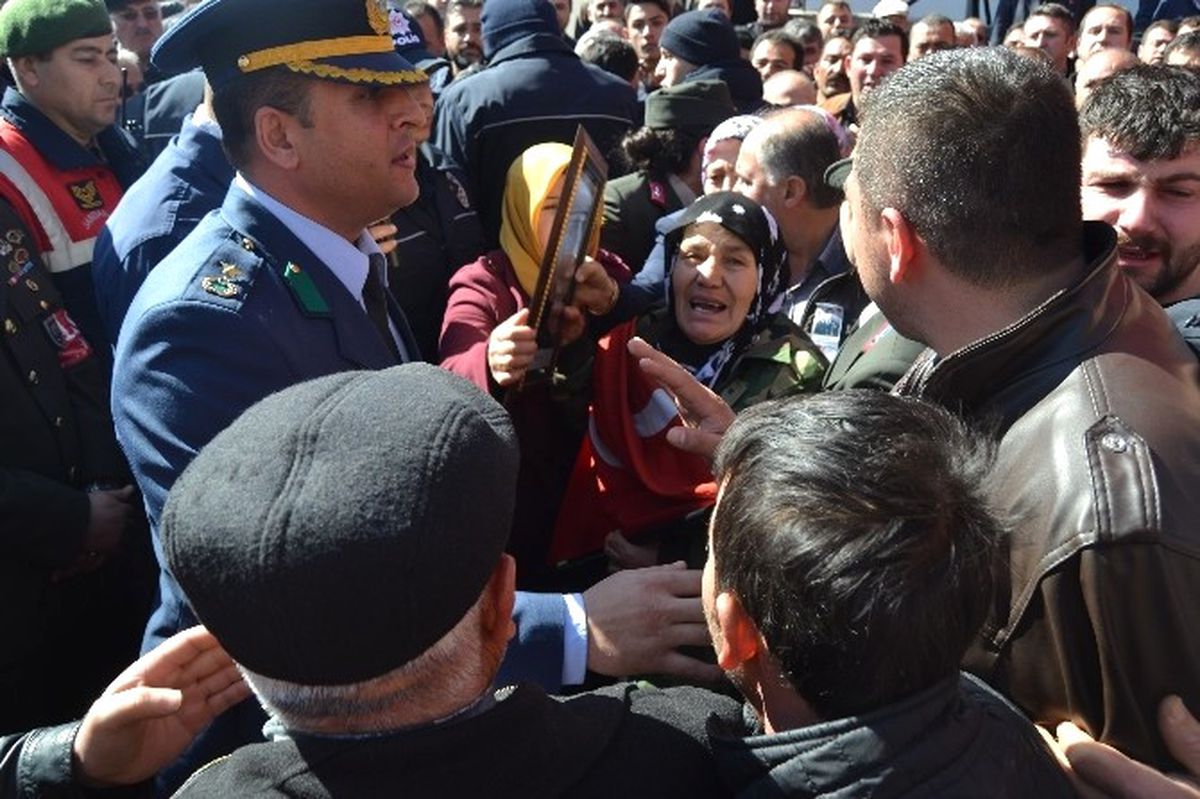 Sur Şehidi Son Kez Baba Evine Getirildi