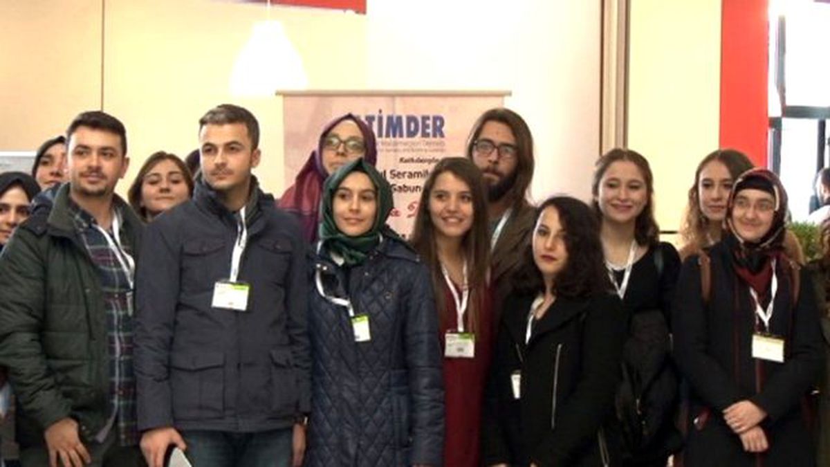 Unıcera Fuarı Üniversite Öğrencilerini Sektörle Buluşturdu