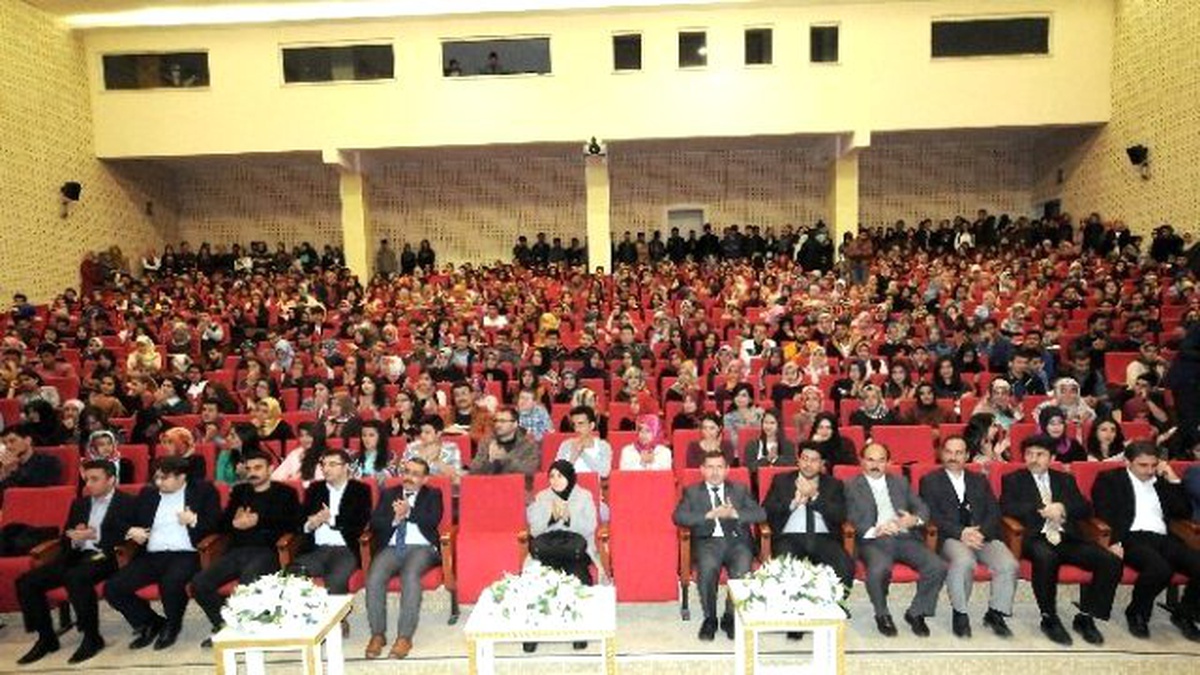 Üniversitede "Yedi Güzel Adam" ve Rasim Özdenören