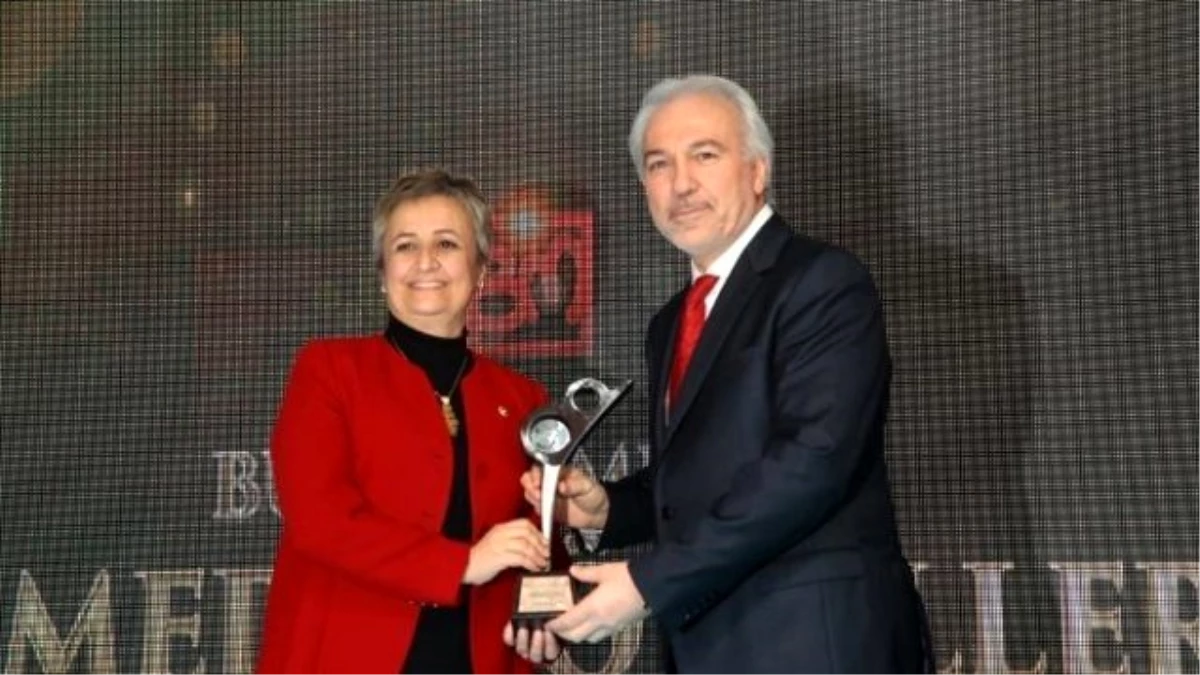 Yılın En Başarılı Belediye Başkanı Seçilen Kamil Saraçoğlu: Bu Ödül Kütahya\'nın