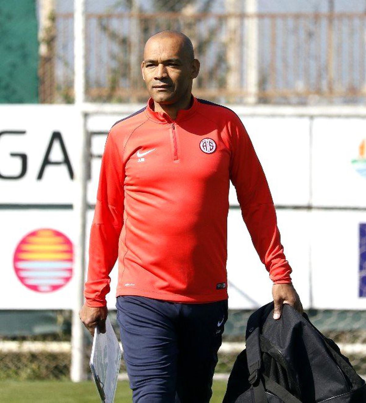 Antalyaspor\'da Moraıs Şoku