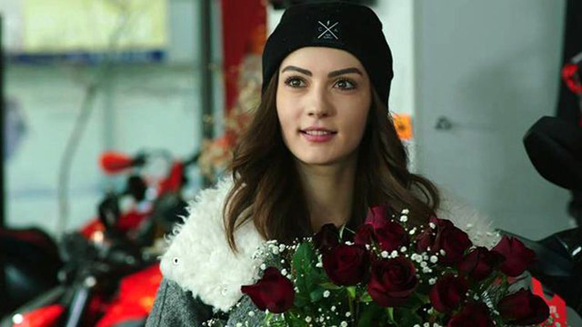 Burcu Özberk'in Reklamdan Alacağı Ücret Dudak Uçuklattı