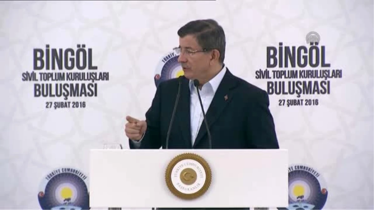 Davutoğlu: "Türkiye, Mazlum Milletlerin Umudunu Bağladığı Son Kaledir"