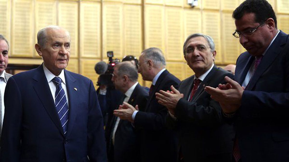 Devlet Bahçeli Teşkilata Mesajı Twitter'dan Verdi