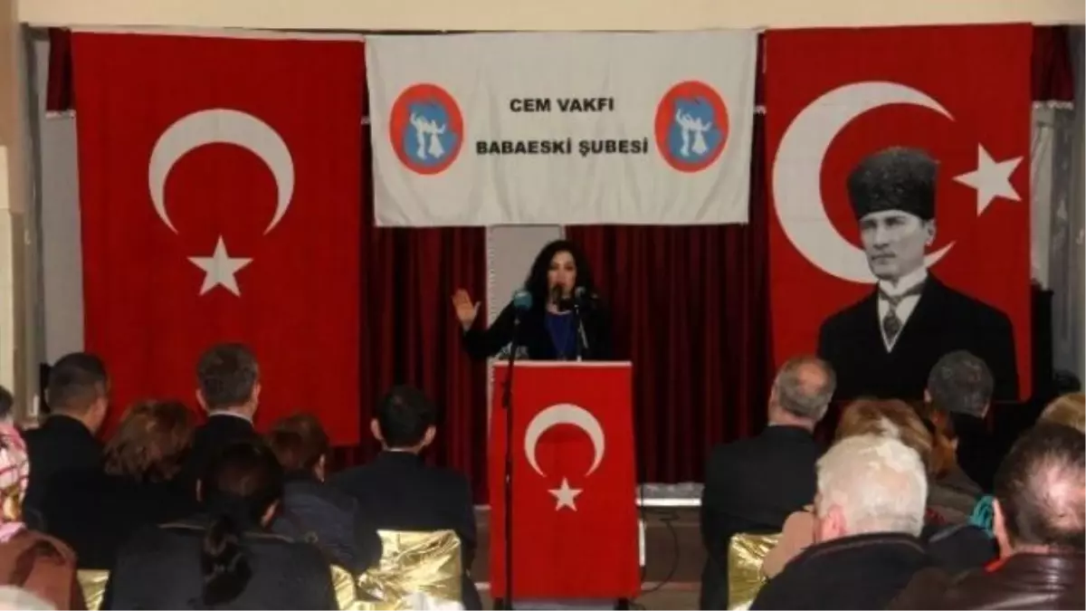 Kırklareli'de 'Cumhuriyetimizde Kadının Yeri Dünü, Bugünü' Söyleşisi