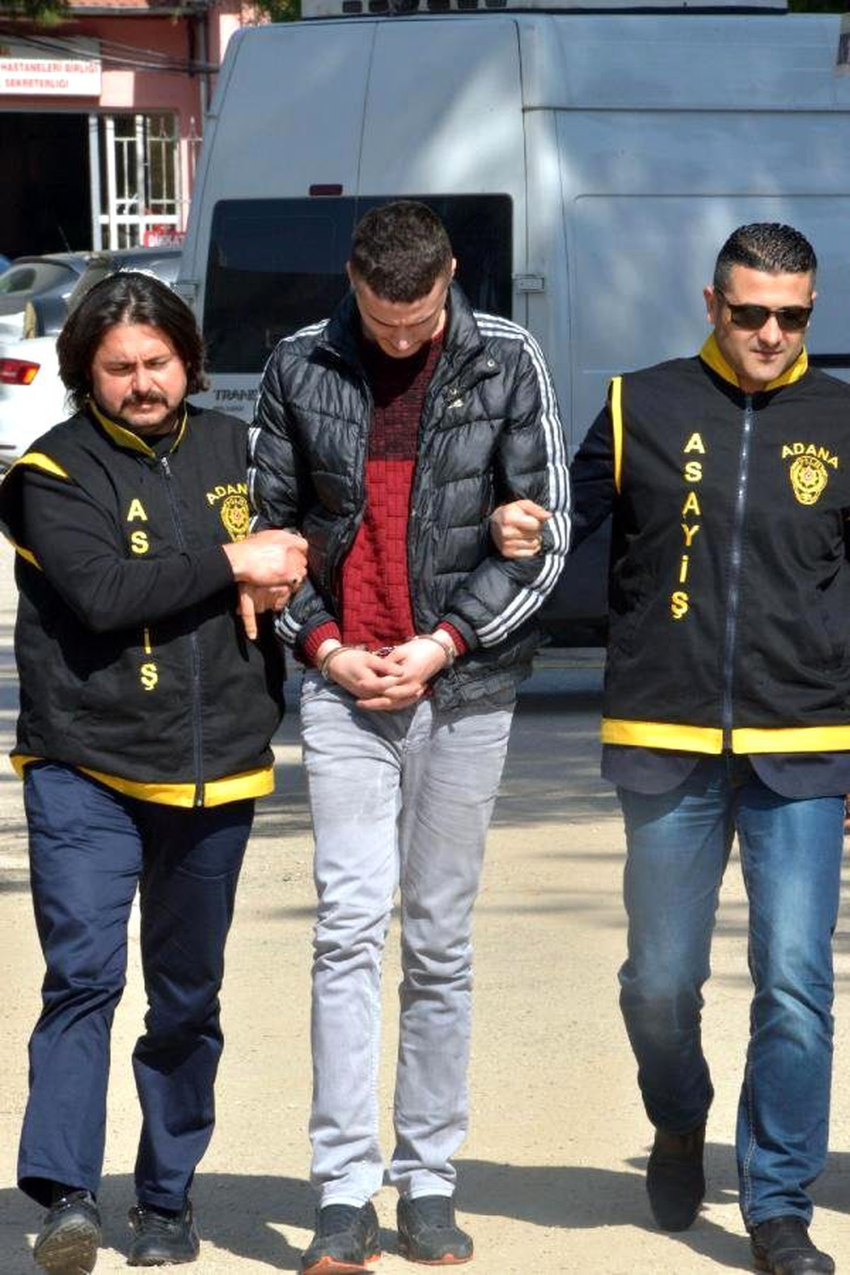 Kredi Kartı Dolandırıcısı Yaşı Kadar Ceza Aldı
