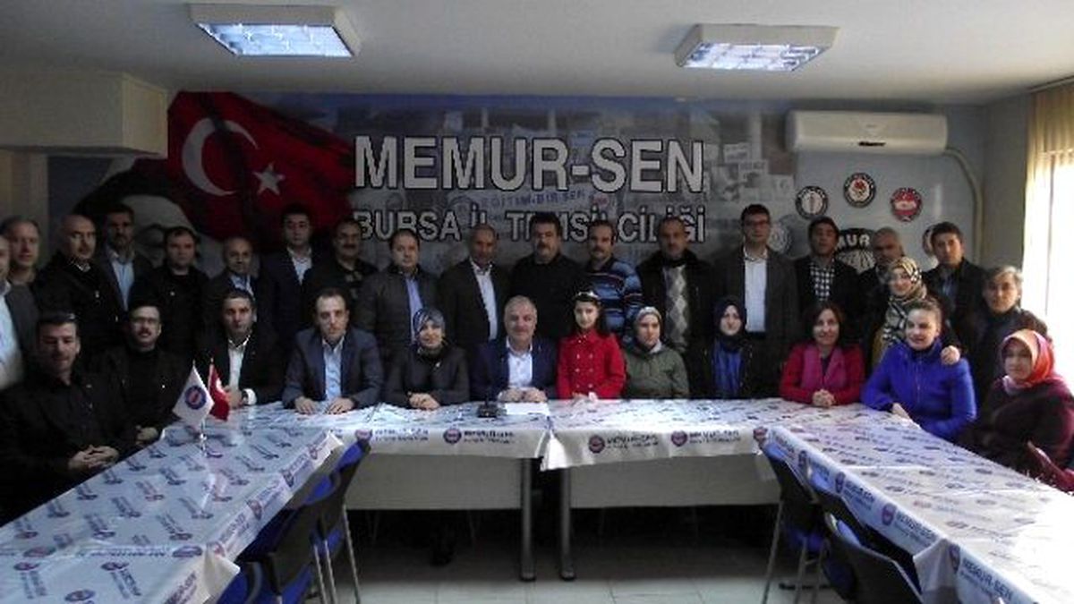 Memur-sen\'den 28 Şubat Açıklaması