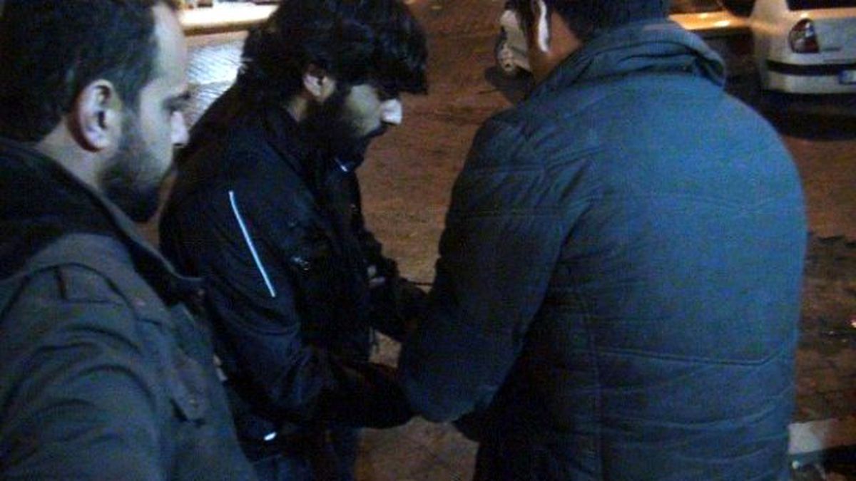 Şanlıurfa Polisi İnsansız Hava Aracı ile Uyuşturucu Tacirlerini Suçüstü Yakaladı