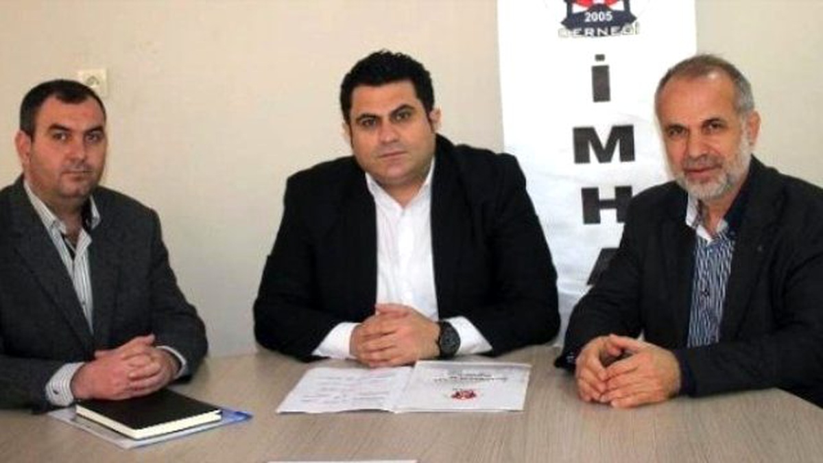 İzmir\'de Sığınmacı Çocuklar Okullarına Kavuşuyor